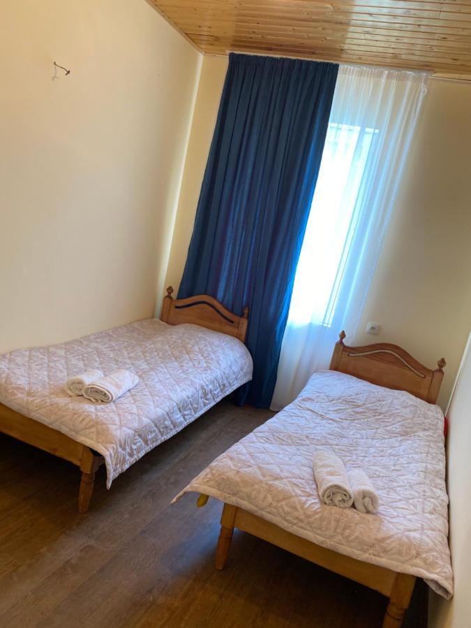 Iuri Udesiani'S Guesthouse Mestia Extérieur photo